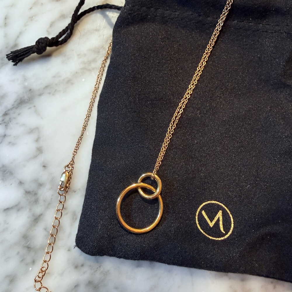 Mejuri RARE Gold Hoop Pendant Necklace